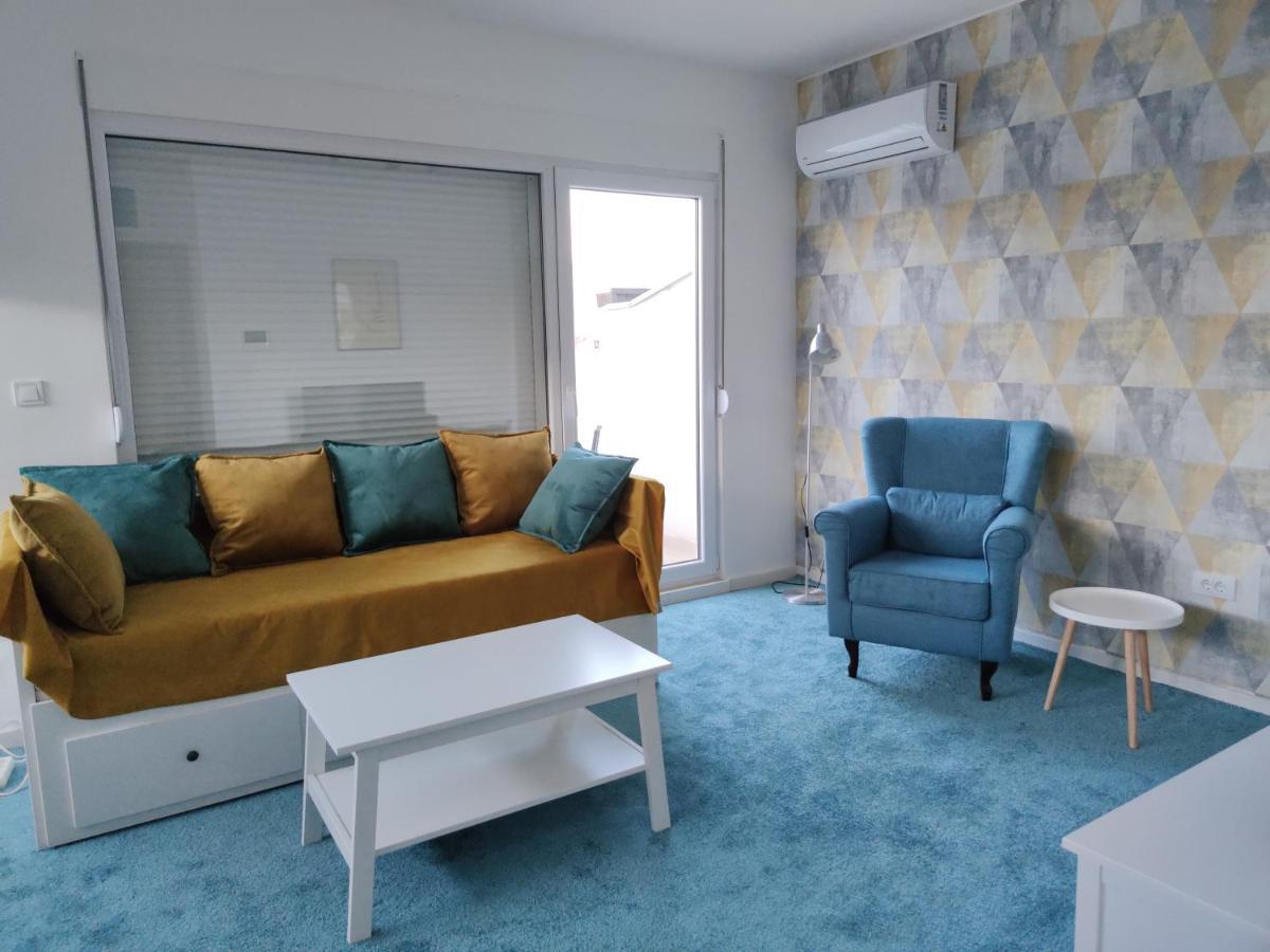 Blue Apartment Riverside Podgorica Buitenkant foto