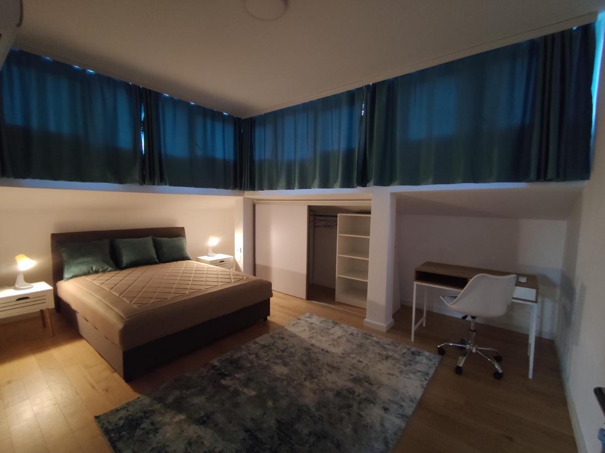 Blue Apartment Riverside Podgorica Buitenkant foto